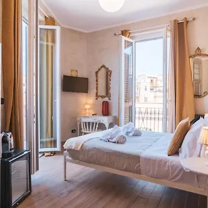 golden-rooms.it-romehotels.com/